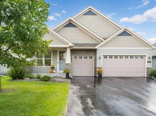 10787 Ashley Ln, Woodbury, MN 55129