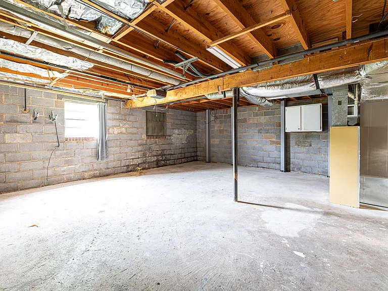 307 McMaster Pl — Photo 29