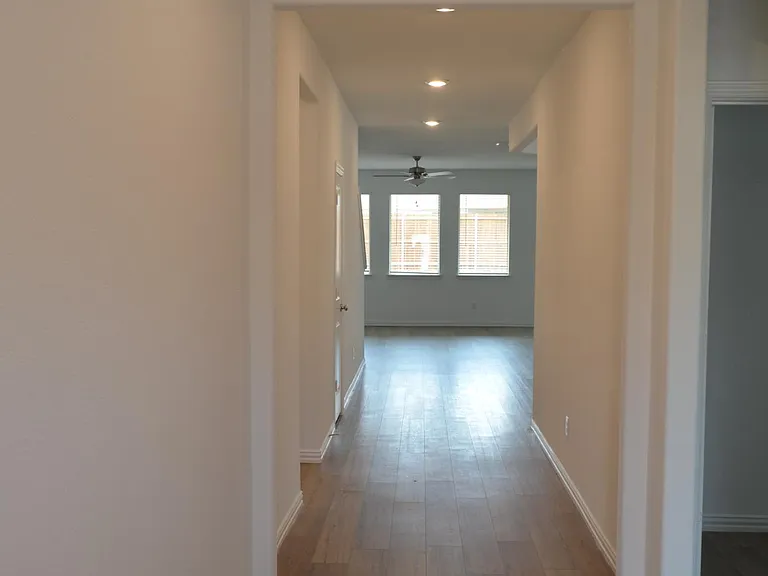 7924 Lindheimer Ln — Photo 5