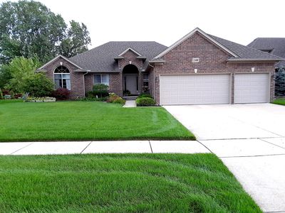 21688 Pine Cone Dr, Macomb, MI, 48042