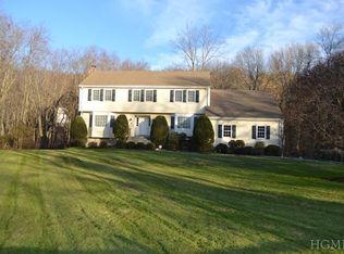 18 Pin Oak Ln, Chappaqua, NY 10514