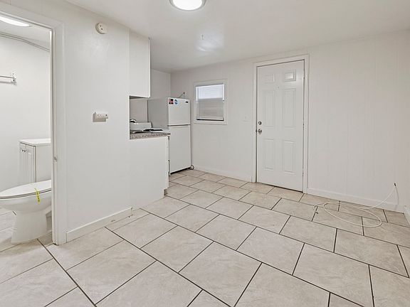 5th image of 3626 W Colorado Ave #7