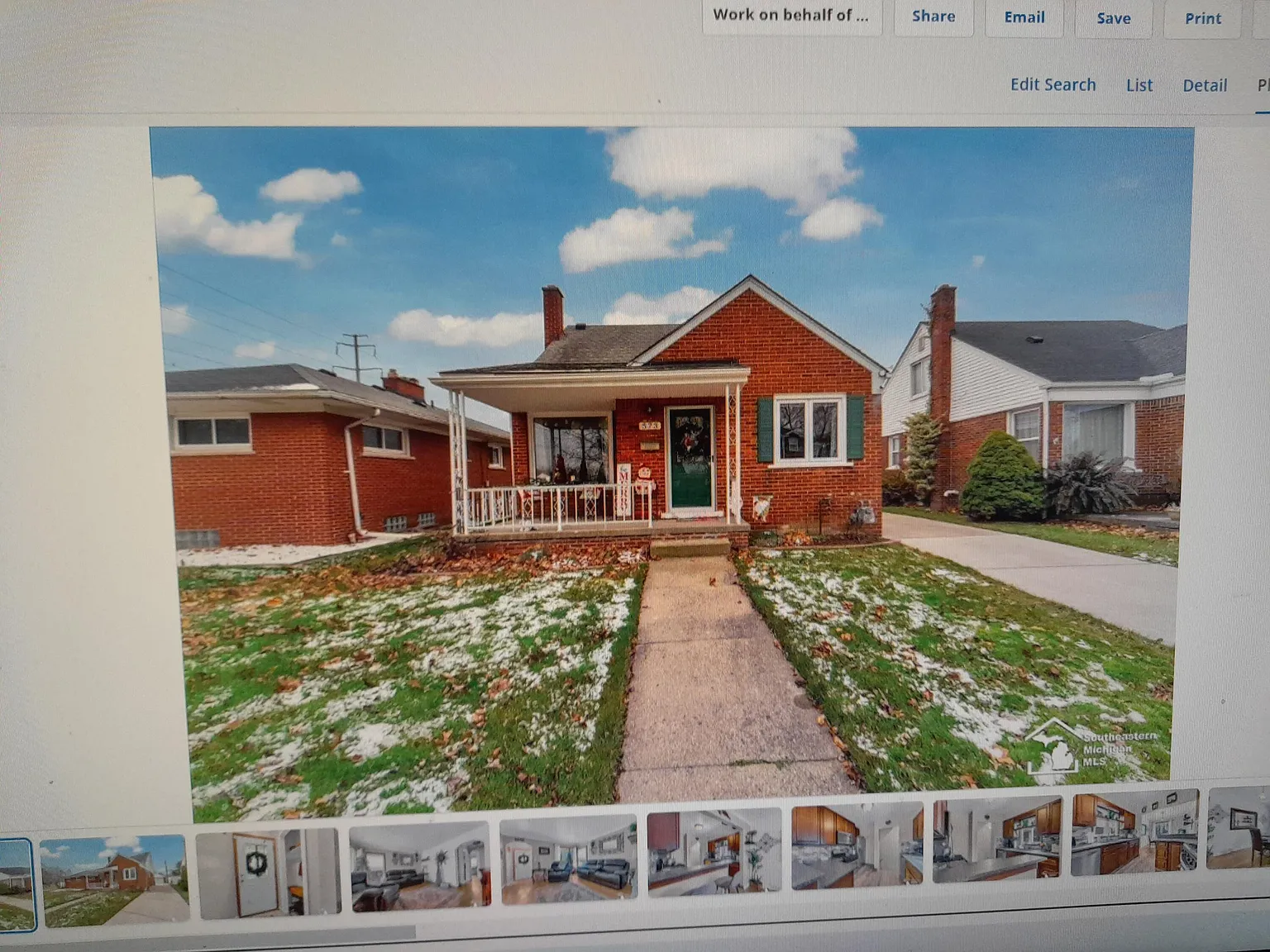3 bed, 2.5 bath, 1390 sqft, $1,700 — Photo 2