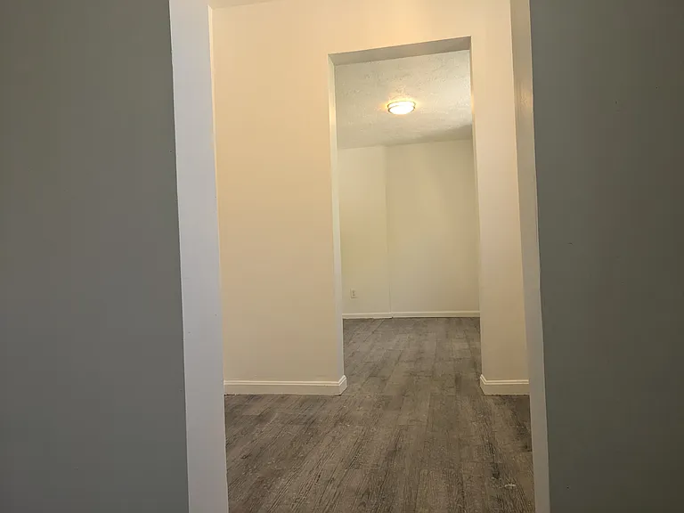 227 Renner St #4 — Photo 25