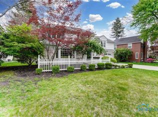 4114 Northmoor Rd, Toledo, OH 43606