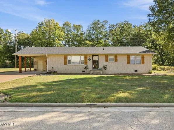 376 Sunset Dr, Lexington, TN 38351