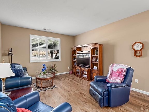 4th image of 1413 Vineyard Pl