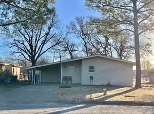 503 McCracken Dr, Graham, TX 76450