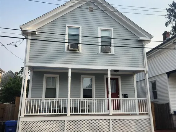 14 Lucas Ave, Newport, RI 02840