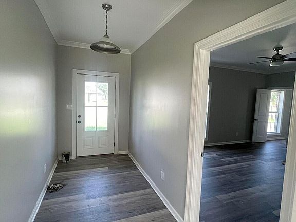 3rd image of 1020 Bayouside Dr