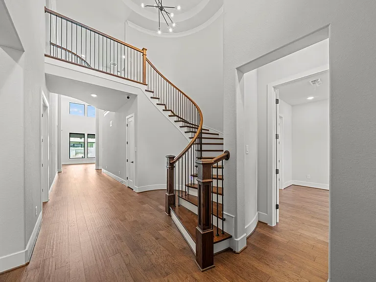 19110 Wimberly Hills Ln — Photo 12