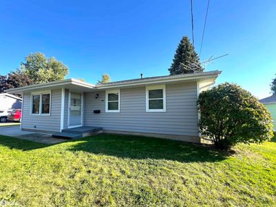 1405 N 9th Ave, Newton, IA, 50208