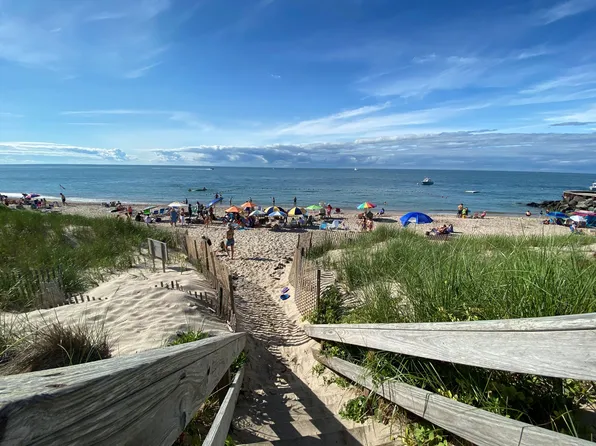 50 Gull Rd, Montauk, NY 11954