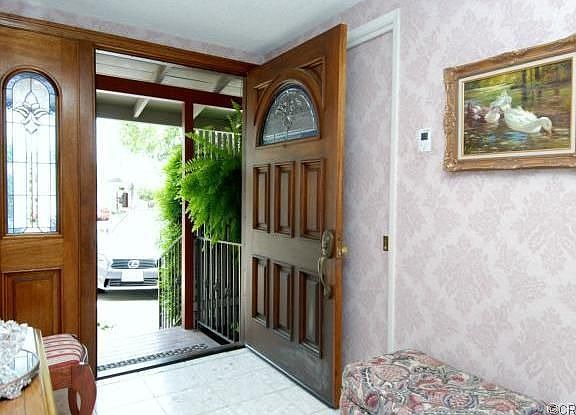 3rd image of 371 Daroca Ave