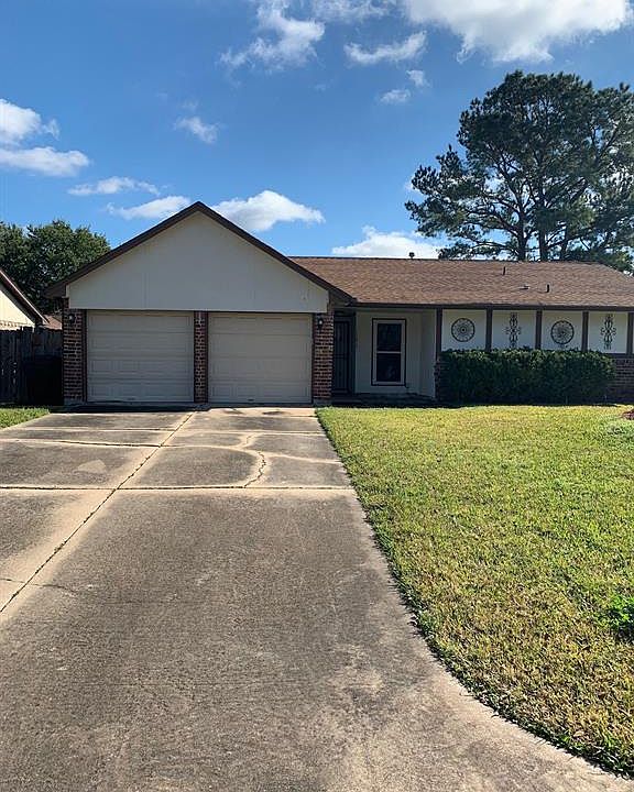 1st image of 15815 Willbriar Ln