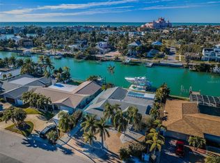 2910 Alton Dr, Saint Pete Beach, FL 33706