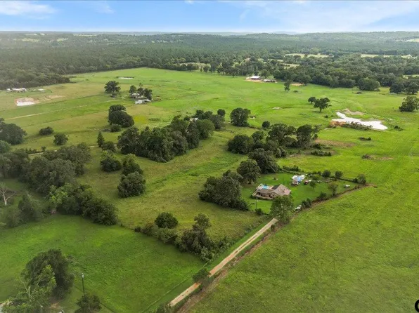 10106 County Road 4221, Frankston, TX 75763