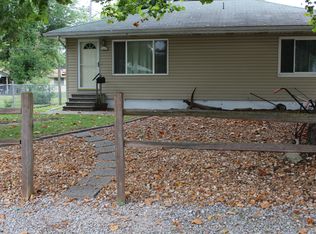 1109 W Spruce St, Jerseyville, IL 62052