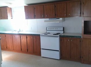 713 Storey St, Cotulla, TX 78014