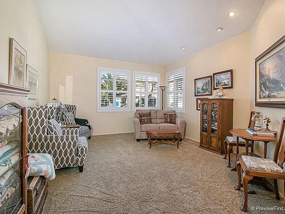 3rd image of 8731 Gracilior Pl