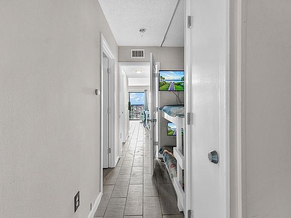 2nd image of 5905 South Kings Hwy. #532B