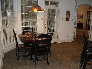 2nd image of 1041 Crescent Dr