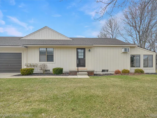 12113 Lexington Drive, Green Oak, MI 48178