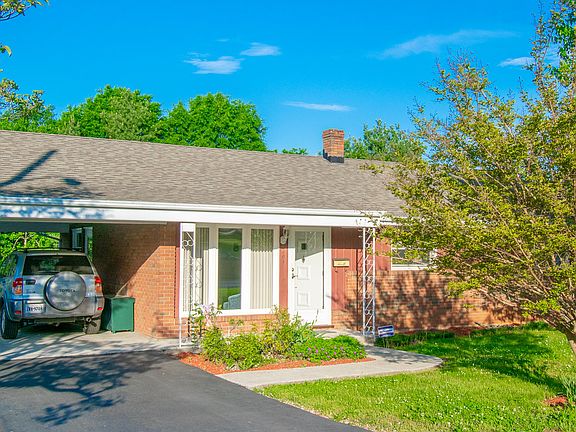 3rd image of 3902 Greenland Ave NW