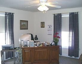 2nd image of 18 Lantern Ln