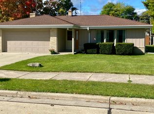 30 Illinois St, Racine, WI 53405