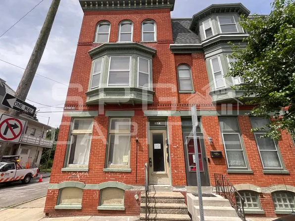 124 S Pine St APT 3, York, PA 17403