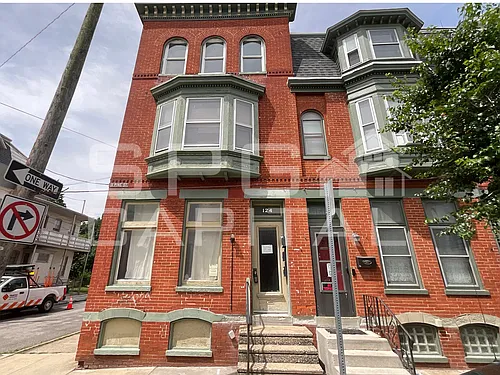 124 S Pine St #3 Photo 1 124 S Pine St #3 Photo 1