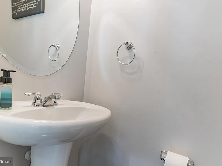 2531 Standifer Pl — Photo 26
