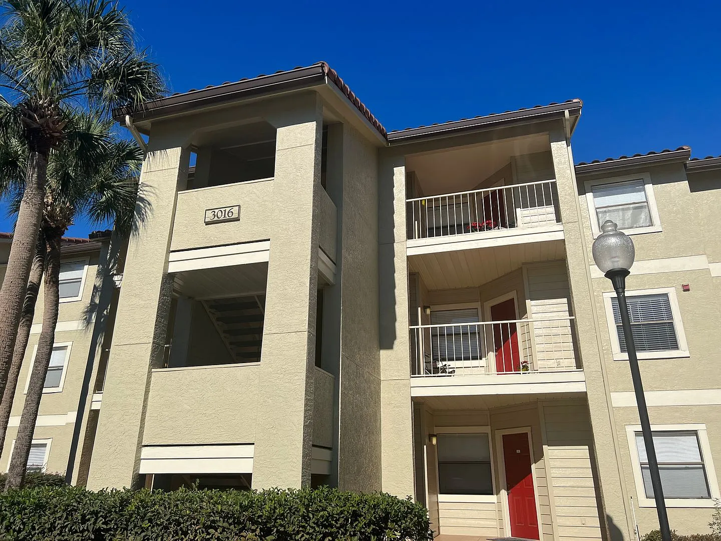 2 bedroom 2 bath for rent lease 3016 Parkway Blvd. Unit 209, Kissimmee, FL 34747 — Photo 2