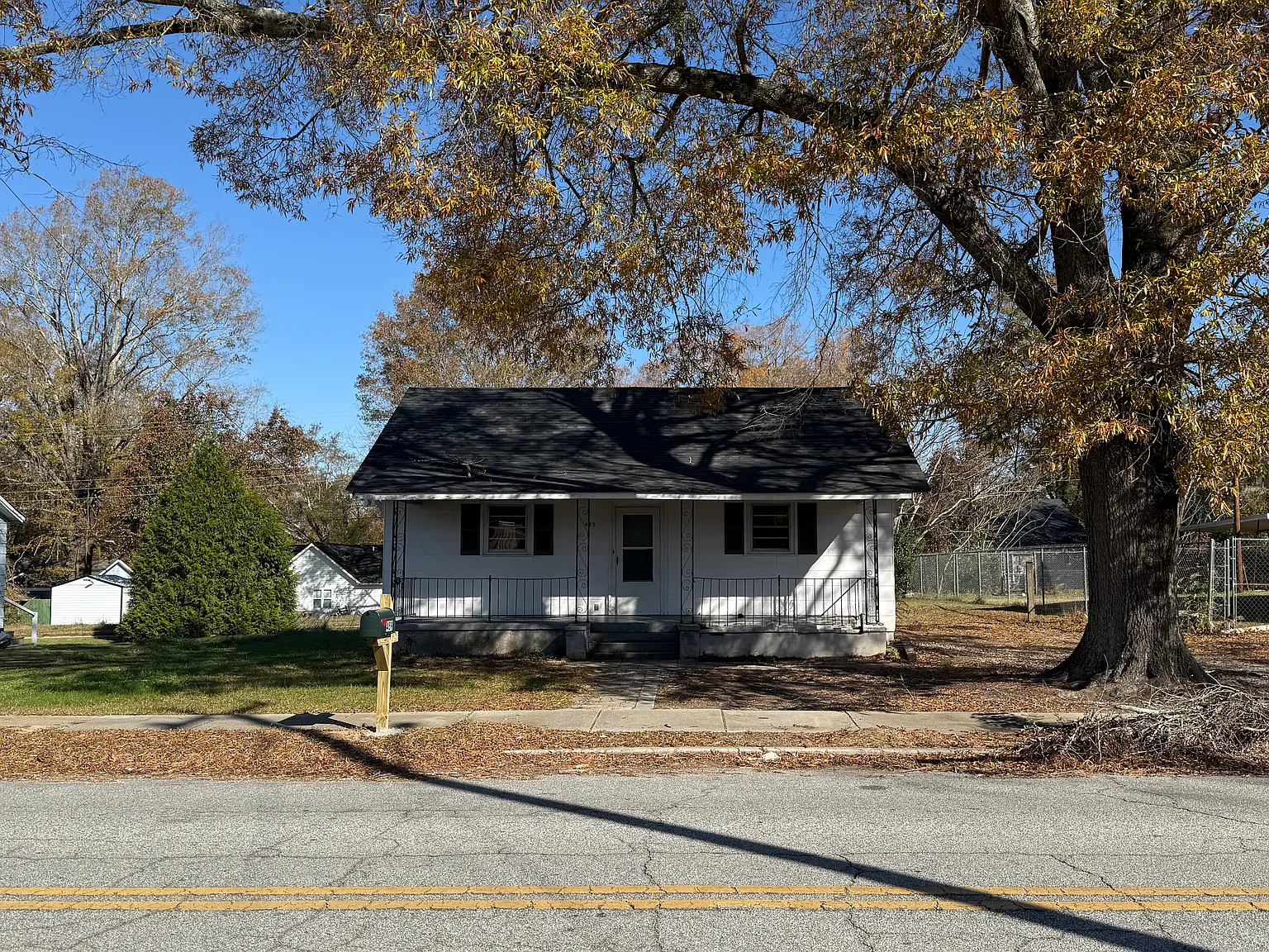 2 bed, 1092 sqft, $950 — Photo 1