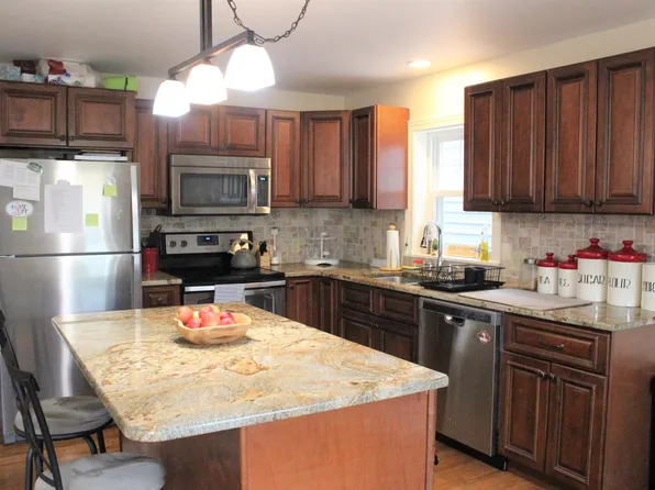43 Lower Mulberry St APT 201, Danville, PA 17821