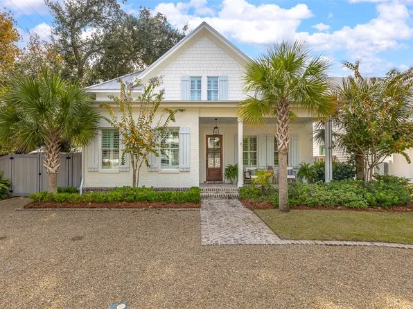 4315 5th St, Saint Simons Island, GA 31522