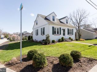 102 Hillside Ave, Norristown, PA 19403