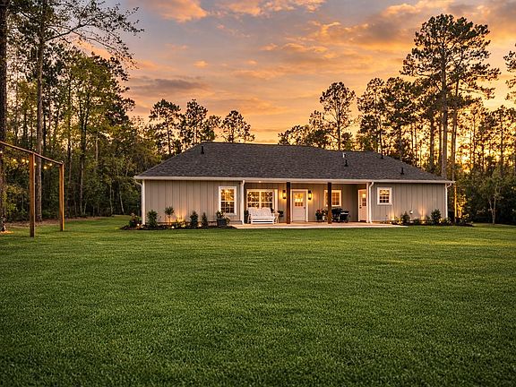 2nd image of 10040 Shepard Hill Rd