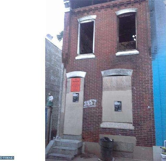 2nd image of 2857 N Lee St