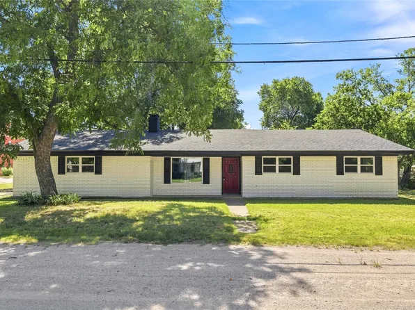209 S Austin St, De Leon, TX 76444