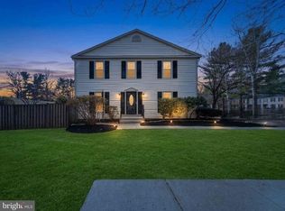 9900 Tambay Ct, Montgomery Village, MD 20886