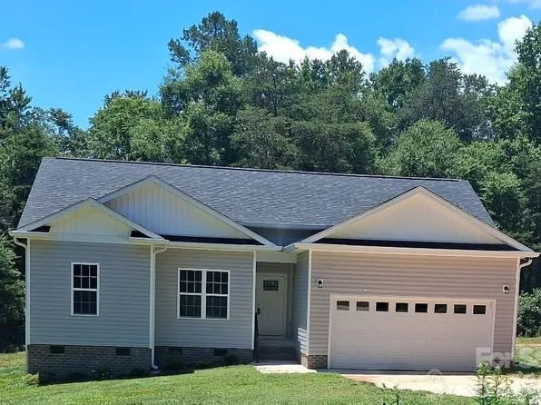 125 Kiser St, Bessemer City, NC 28016