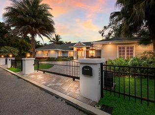 1253 N Basin Ln, Sarasota, FL 34242