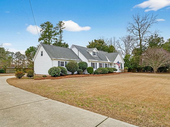3rd image of 116 Jones Dr