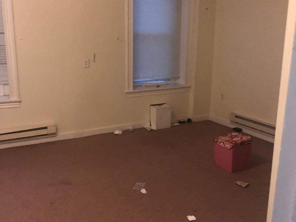 2nd image of 1424 W Susquehanna Ave APT 2