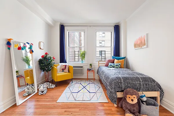 Sold by Compass | media 4