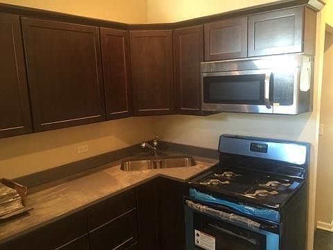 2nd image of 511 N Laramie Ave