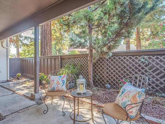 3rd image of 1001 E Evelyn Ave #177