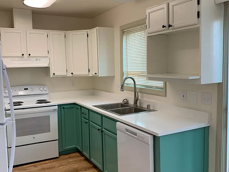 1701 Elcadore Dr — Photo 6